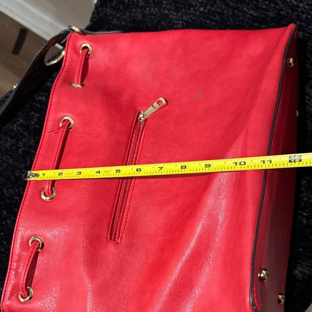 Red Shoulder Bag - Picture 6 of 6